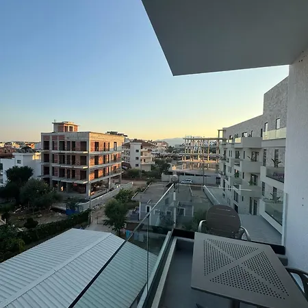 Alpha Blue Apartment *