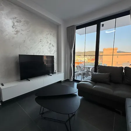 Alpha Blue Apartment Ksamil