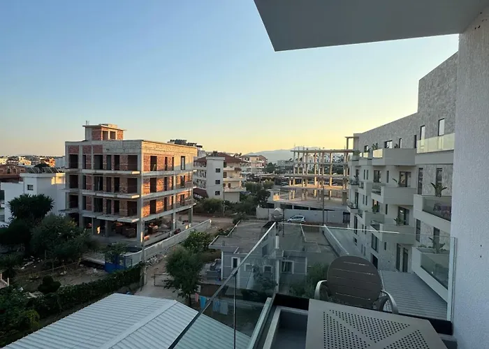 Alpha Blue Apartment *