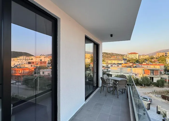 Alpha Blue * クサミル